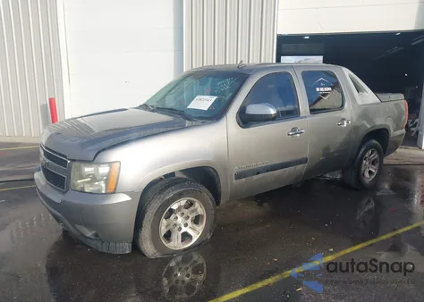 2007 Chevrolet Avalanche 1500 Ls из США, поврежденный, VIN 3GNEC12017G302314